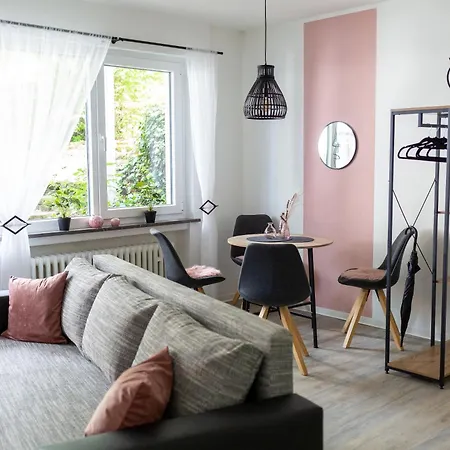 Best Stay Moderne Stadtwohnungen In Huenfeld - Kueche, Schlafsofa, Terrasse Oder Balkon Wlan Smart Tv Exterior photo